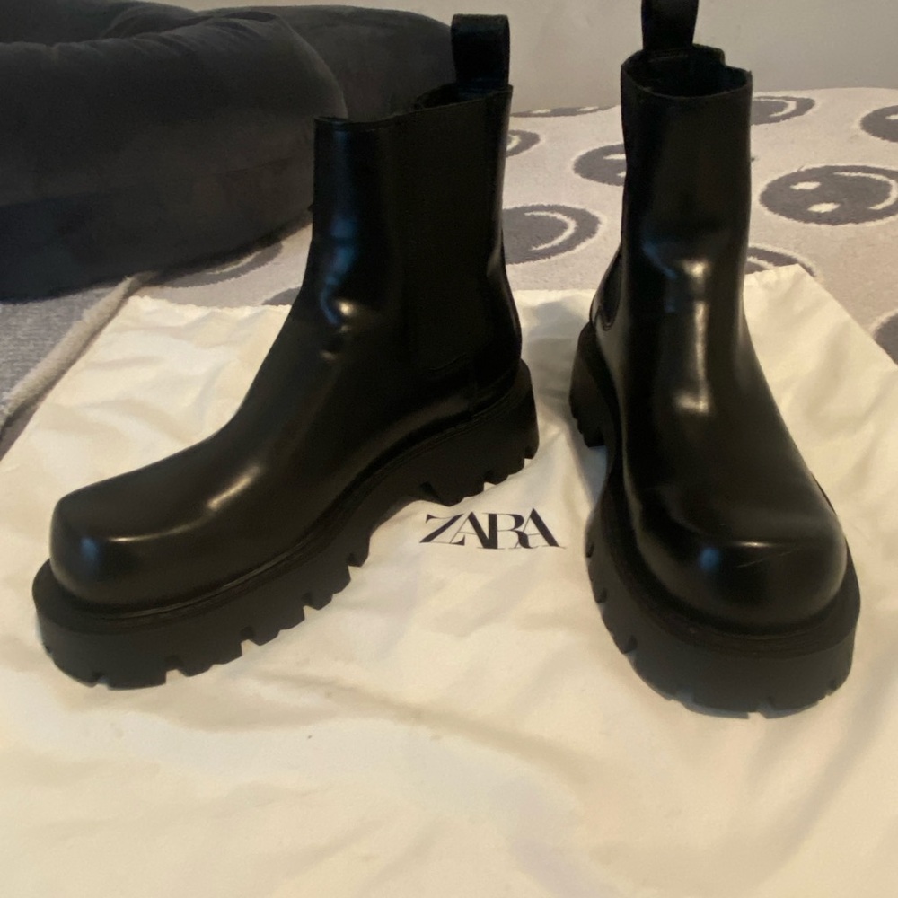 Zara Glossy Black Ankle Boots